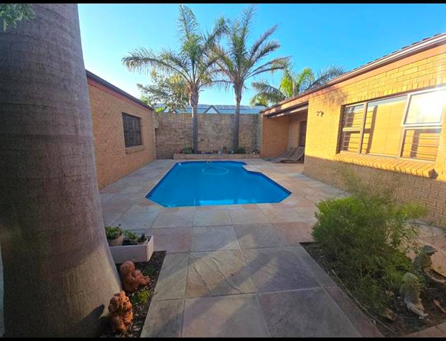 5 BEDROOM PROPERTY TO RENT IN GOEDEHOOP